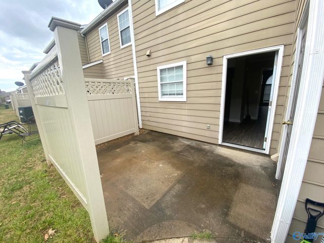 11112 South Memorial Parkway L2, Huntsville, AL 35803