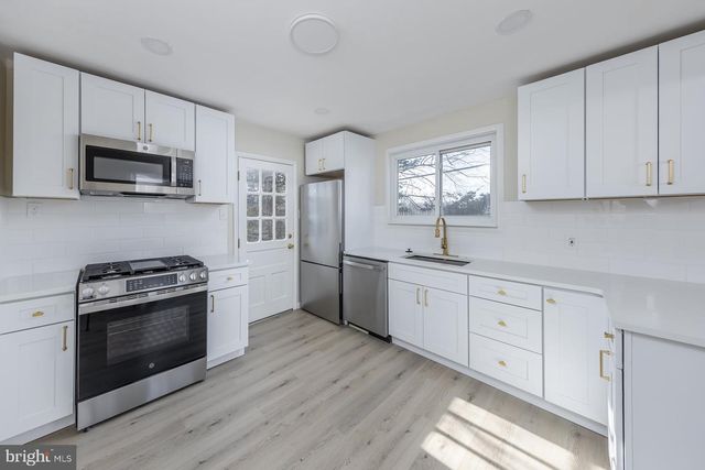 1117 MONMOUTH RD, Deptford, NJ 08096