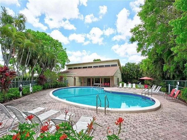 1788 Hammock Boulevard 219, Coconut Creek, FL 33063