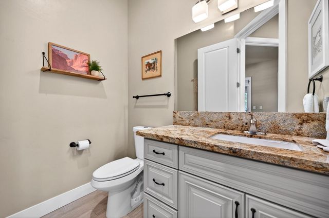 622 Lakeridge Dr, Auburn, CA 95603