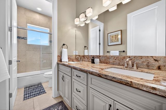 622 Lakeridge Dr, Auburn, CA 95603