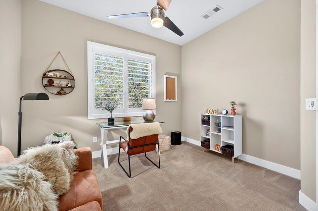 622 Lakeridge Dr, Auburn, CA 95603