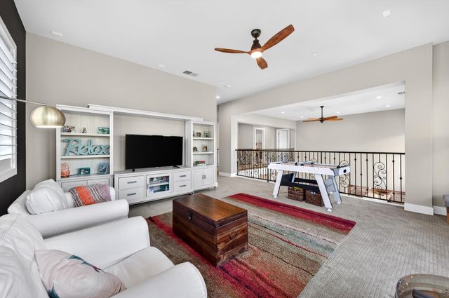 622 Lakeridge Dr, Auburn, CA 95603