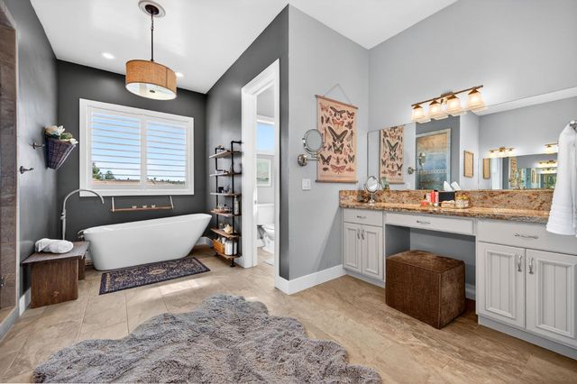 622 Lakeridge Dr, Auburn, CA 95603