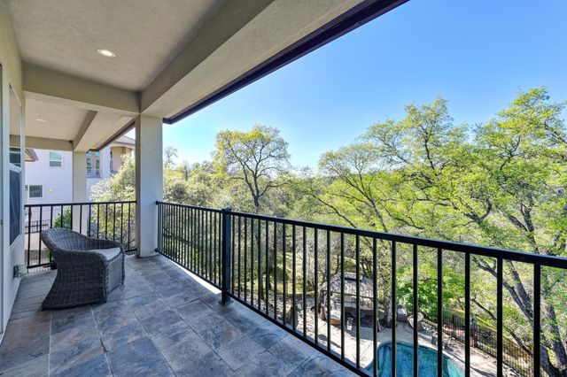 622 Lakeridge Dr, Auburn, CA 95603