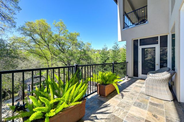 622 Lakeridge Dr, Auburn, CA 95603