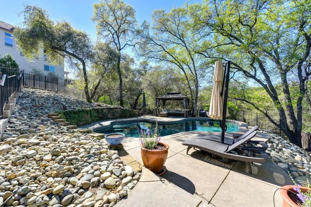 622 Lakeridge Dr, Auburn, CA 95603