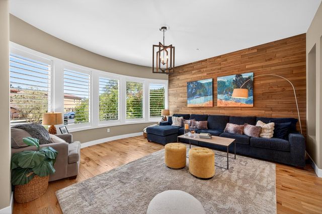 622 Lakeridge Dr, Auburn, CA 95603