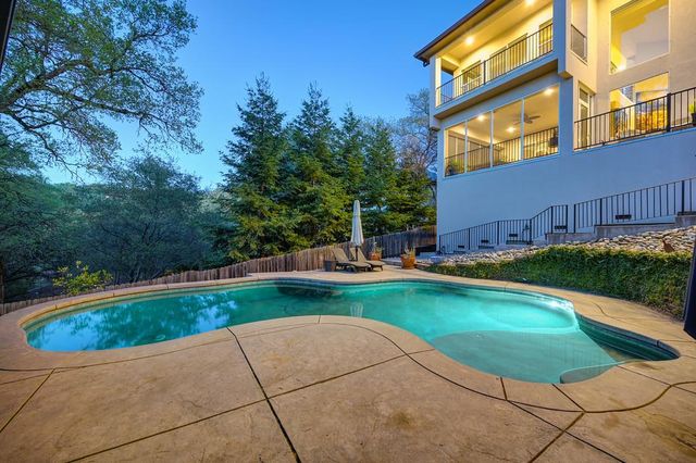 622 Lakeridge Dr, Auburn, CA 95603