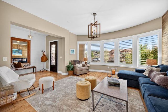 622 Lakeridge Dr, Auburn, CA 95603