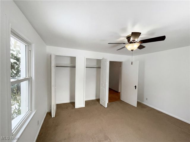 14895 Old Oak Drive, Strongsville, OH 44149