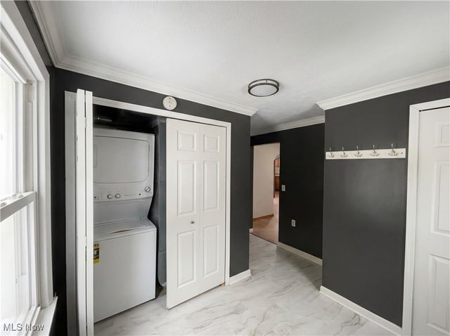 14895 Old Oak Drive, Strongsville, OH 44149