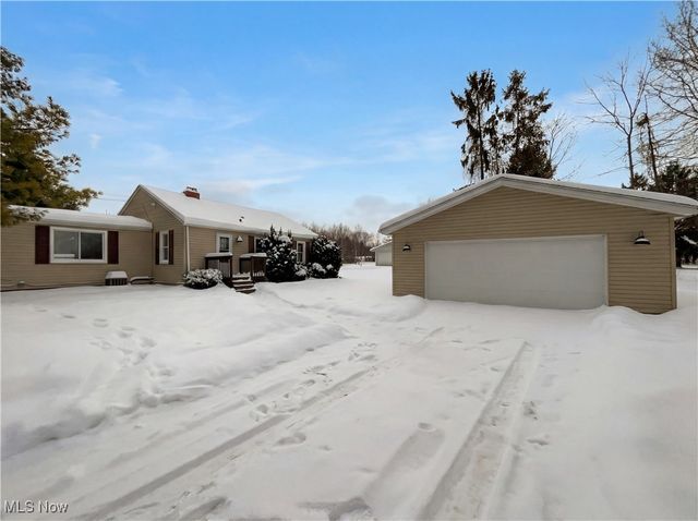 14895 Old Oak Drive, Strongsville, OH 44149