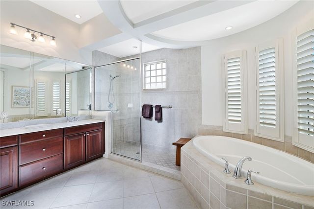 1486 Borghese LN 301, Naples, FL 34114