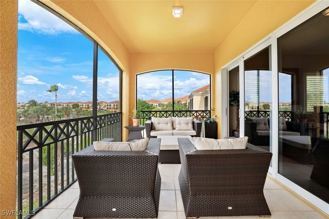 1486 Borghese LN 301, Naples, FL 34114