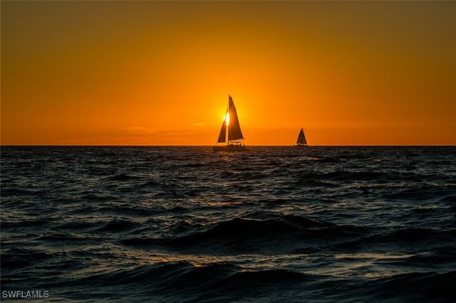 1486 Borghese LN 301, Naples, FL 34114