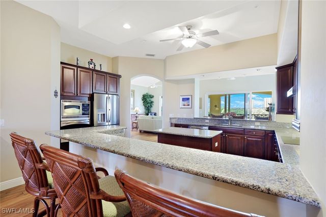 1486 Borghese LN 301, Naples, FL 34114