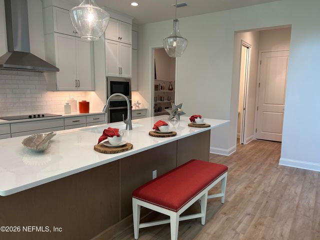 5521 CLAPBOARD CREEK Drive, Jacksonville, FL 32226
