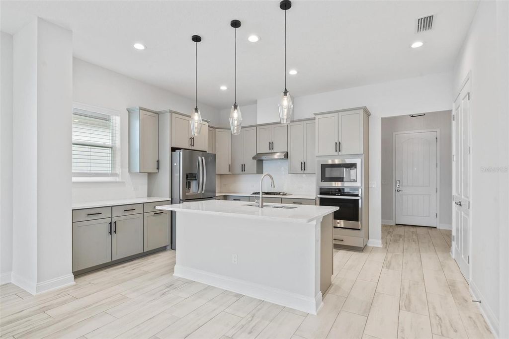 Image 12 of property listing at 2473 PROVATI COURT, Jacksonville, FL 32246