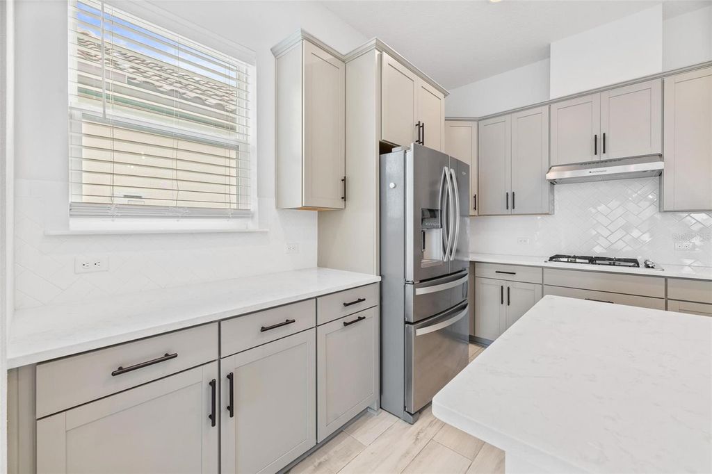 Image 8 of property listing at 2473 PROVATI COURT, Jacksonville, FL 32246