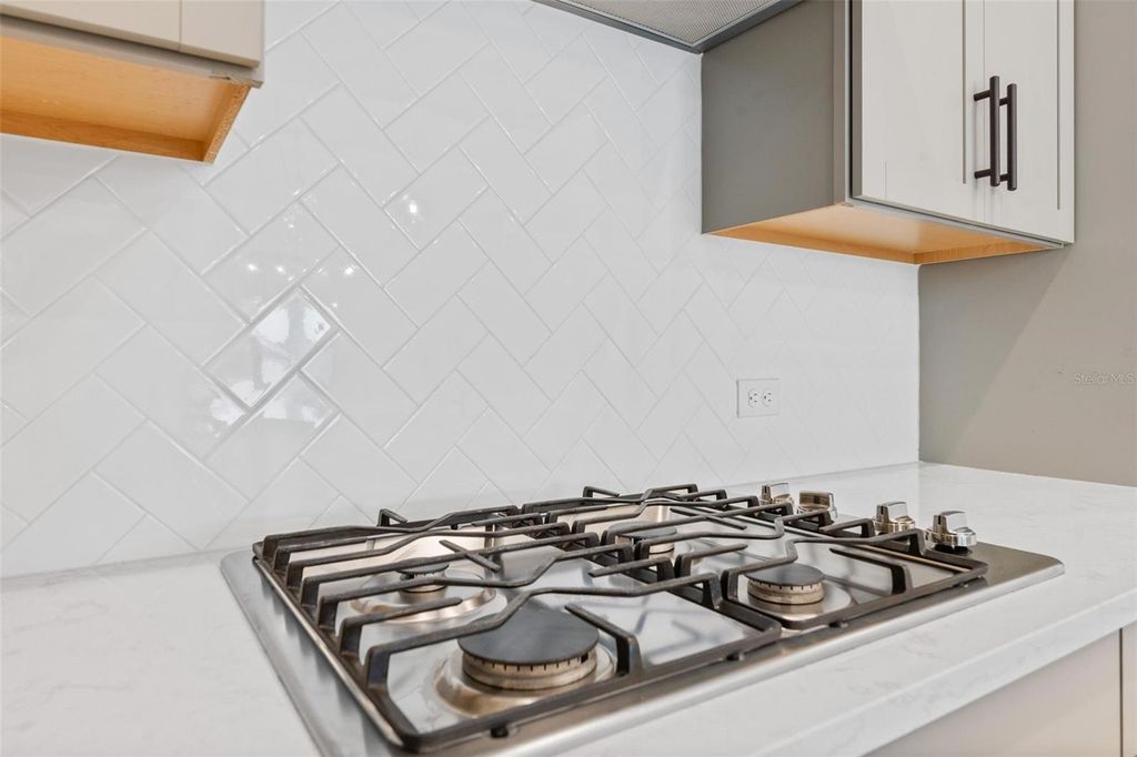 Image 10 of property listing at 2473 PROVATI COURT, Jacksonville, FL 32246