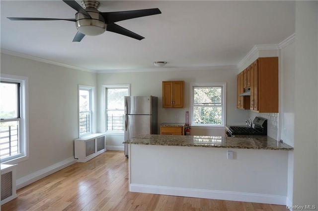 80 Dunwoodie Street 2W, Yonkers, NY 10704
