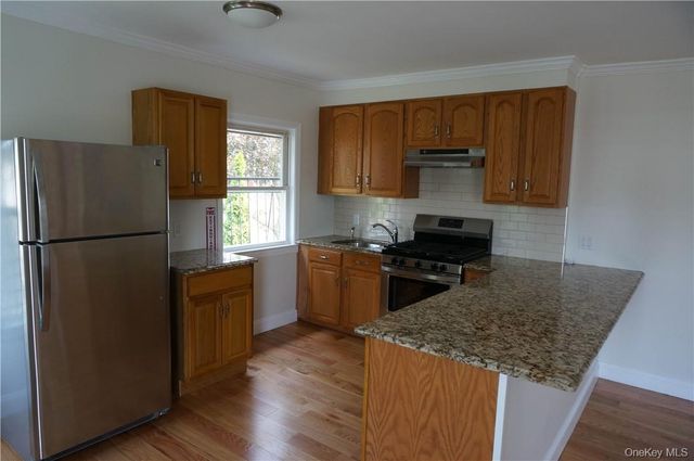 80 Dunwoodie Street 2W, Yonkers, NY 10704