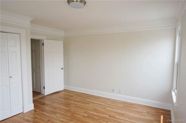 80 Dunwoodie Street 2W, Yonkers, NY 10704