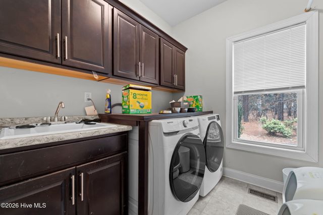 106 Edwards Court, West End, NC 27376
