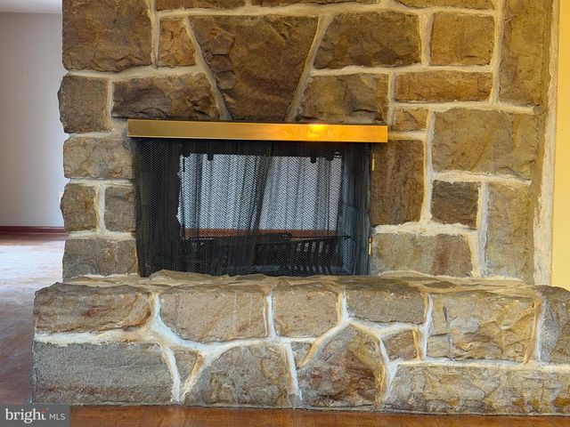 2944 BERNVILLE RD, Leesport, PA 19533