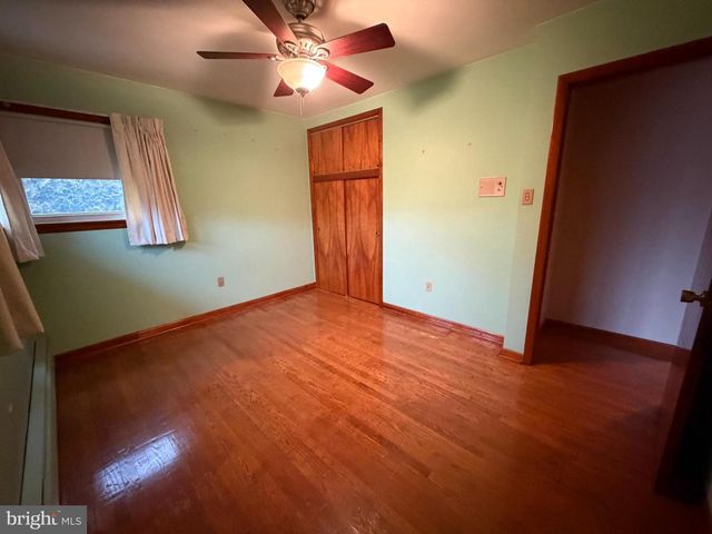 2944 BERNVILLE RD, Leesport, PA 19533