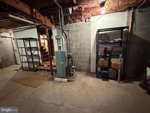 2944 BERNVILLE RD, Leesport, PA 19533