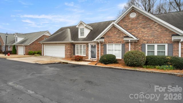 691 Carlton Drive, Gastonia, NC 28054