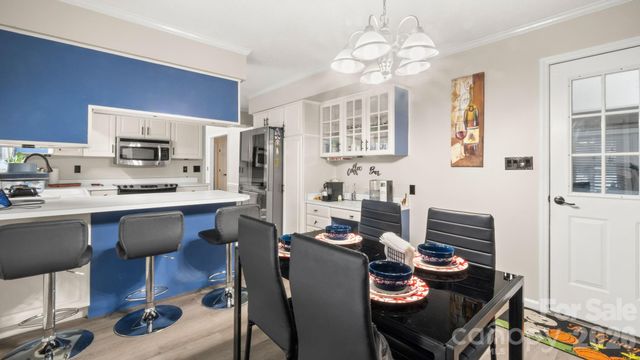 691 Carlton Drive, Gastonia, NC 28054