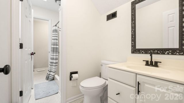 691 Carlton Drive, Gastonia, NC 28054