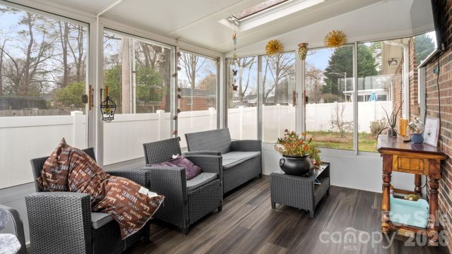 691 Carlton Drive, Gastonia, NC 28054