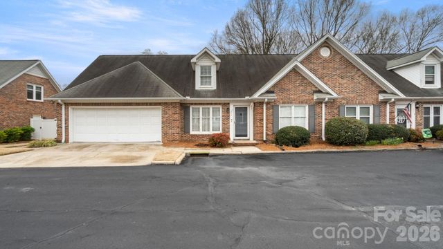 691 Carlton Drive, Gastonia, NC 28054