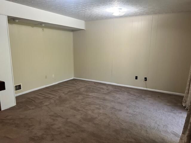 932 Dry Valley Court, Villa Hills, KY 41017