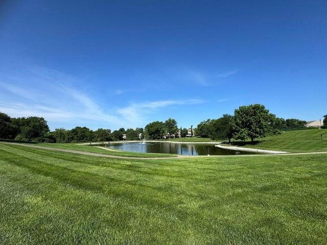 932 Dry Valley Court, Villa Hills, KY 41017