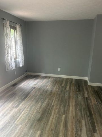 932 Dry Valley Court, Villa Hills, KY 41017