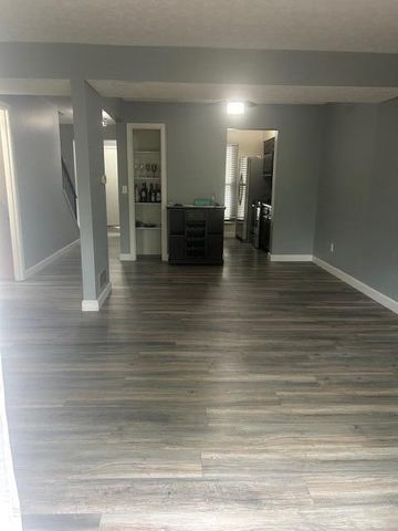 932 Dry Valley Court, Villa Hills, KY 41017