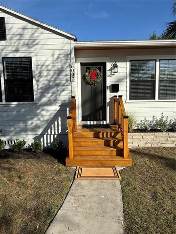 6007 N CENTRAL AVENUE, Tampa, FL 33604