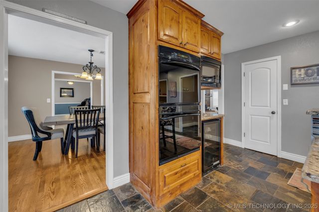 7033 S 4130 Road, Talala, OK 74080