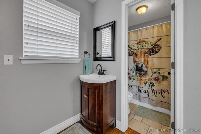 7033 S 4130 Road, Talala, OK 74080