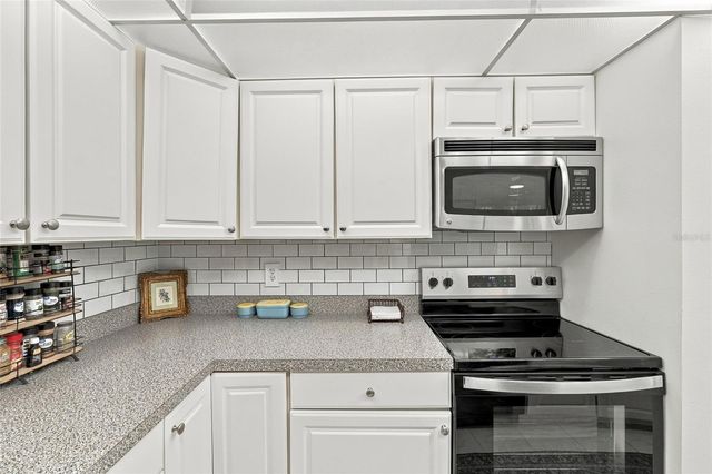 150 WAX MYRTLE WOODS COURT 7C, Deltona, FL 32725