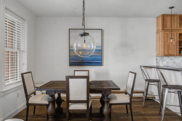 40 College St Apt 303, Burlington, VT 05401