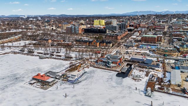 40 College St Apt 303, Burlington, VT 05401