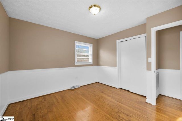 132 Waverly Street, Easley, SC 29642