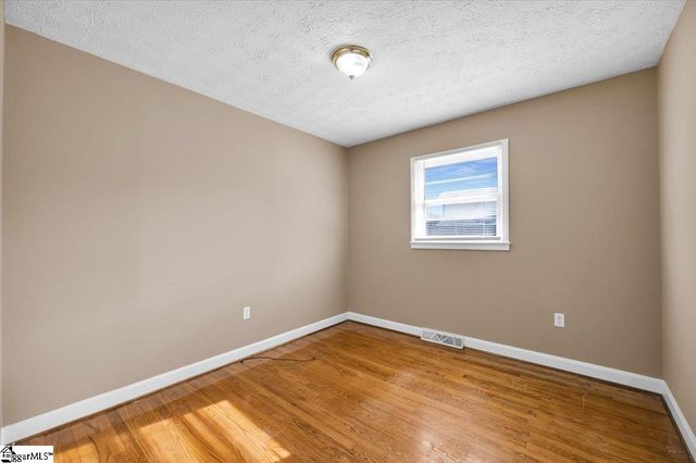 132 Waverly Street, Easley, SC 29642