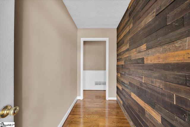 132 Waverly Street, Easley, SC 29642